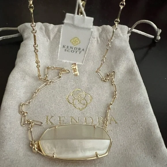 Kendra Scott Reid Gold Long Necklace - Picture 3 of 4